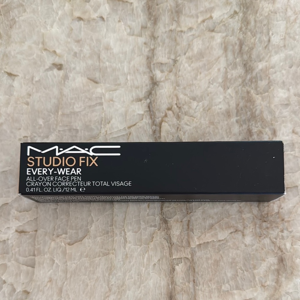 MAC Cosmetics All Over Face Pen Studio Fix NC35